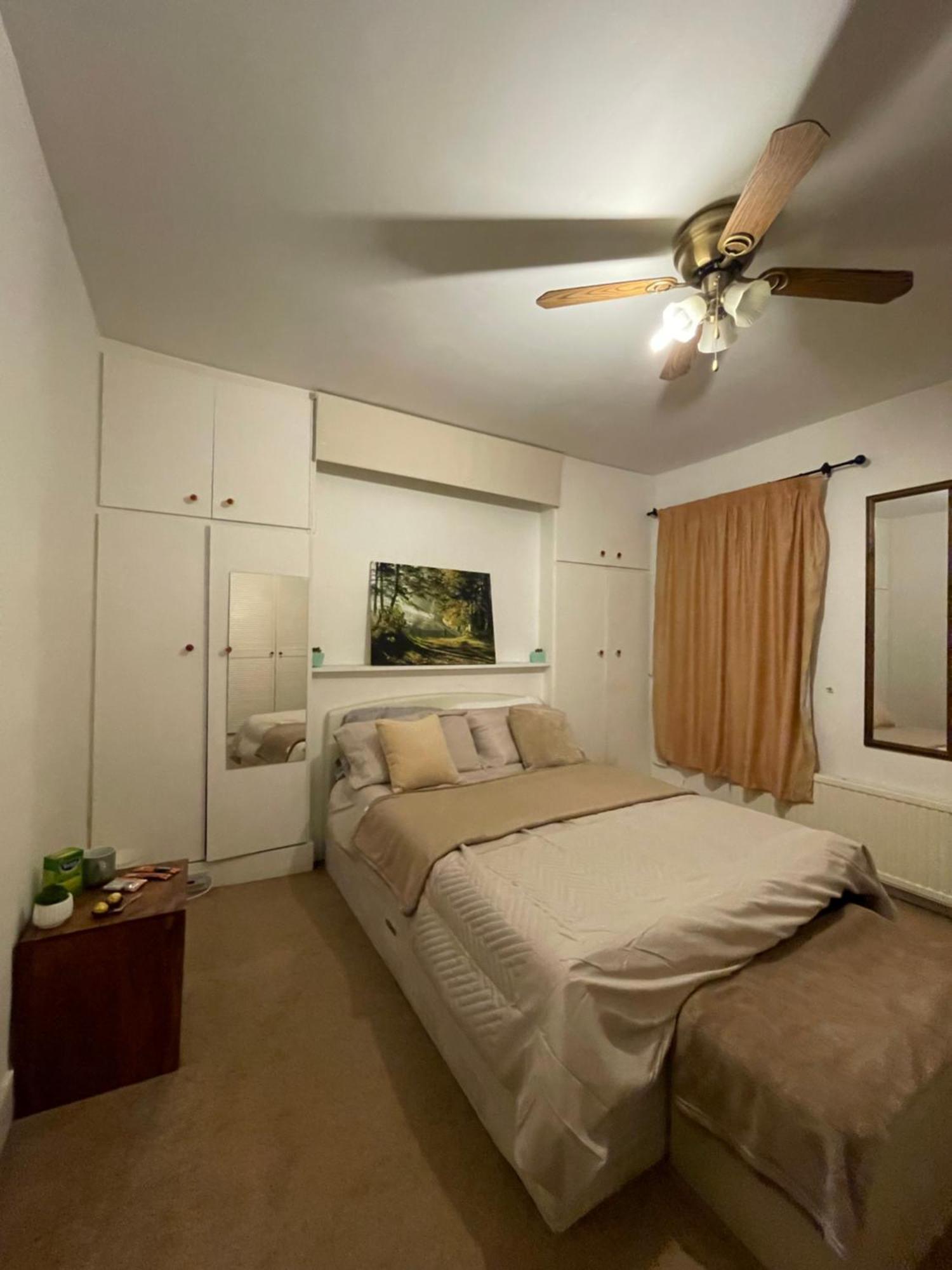 Cozy Rooms 25 Min Liverpool Street London Exterior photo